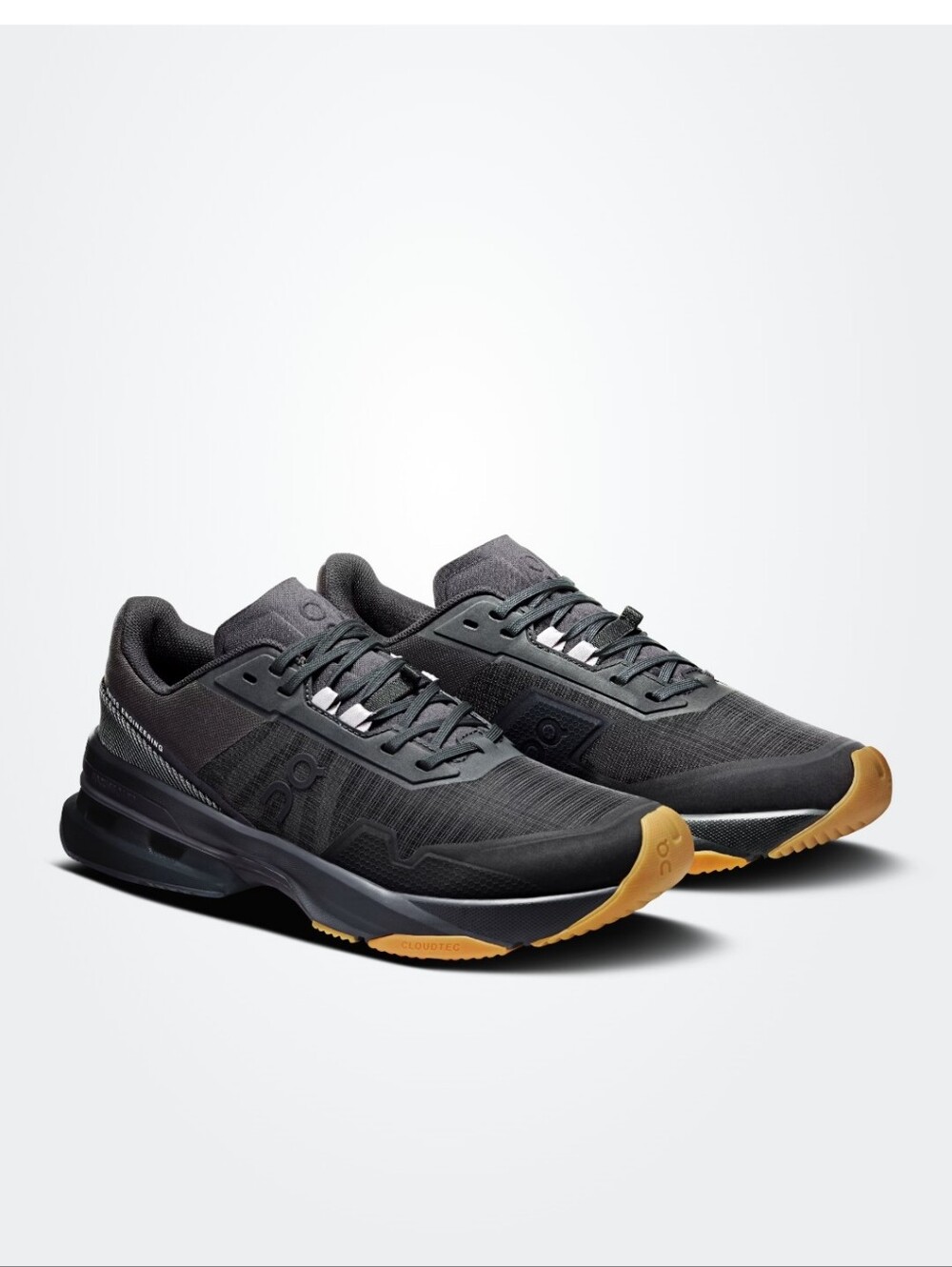 On Cloudpulse Pro Sneakers Shoes Women's Black On Running Black On Black
